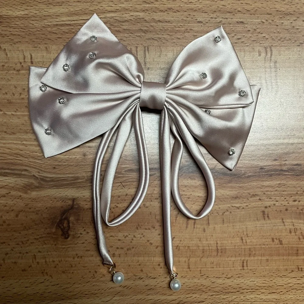 N/A satin bow